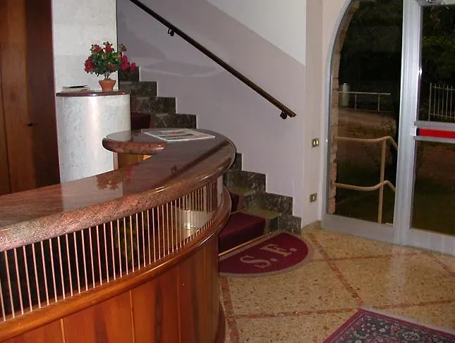 Hotel San Faustino Torri Del Benaco Italia