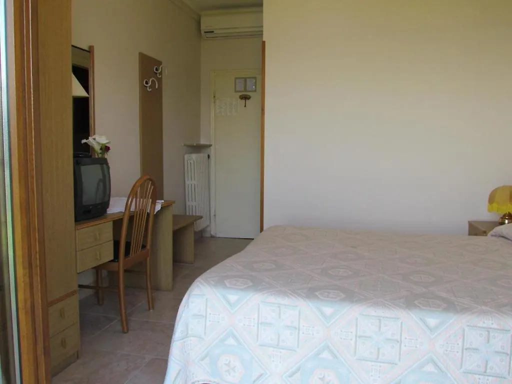 Hotel San Faustino Torri Del Benaco